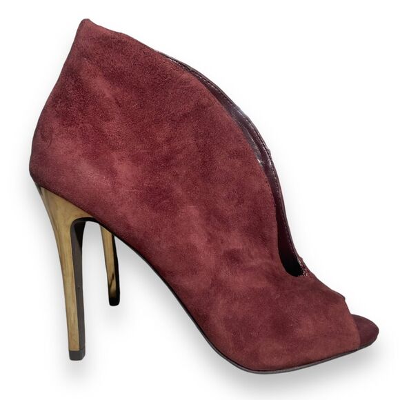 Fergie Rina Burgundy Wine Suede V Cut Peep Toe Heels Ankle Booties Size 6.5 M - Picture 2 of 9